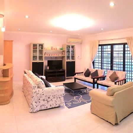 Golden Swan Sibu Homestay Kültér fotó